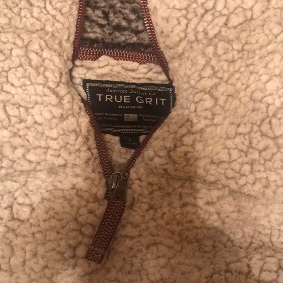 large cream colored true grit pullover - Picture 4 of 4